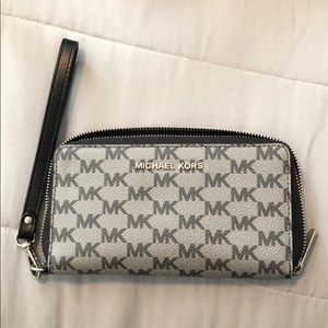 michael kors wristlet wallet.